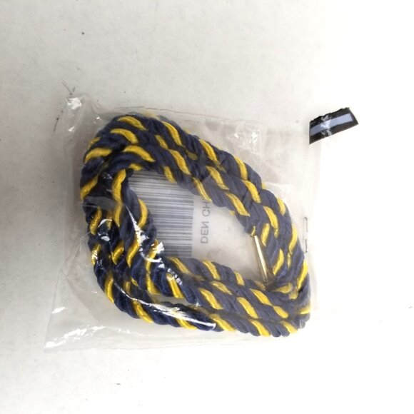 BSA Cub Scout Den Chief Navy Blue Gold Shoulder Cord Leadership Uniform Insignia - Picture 1 of 2